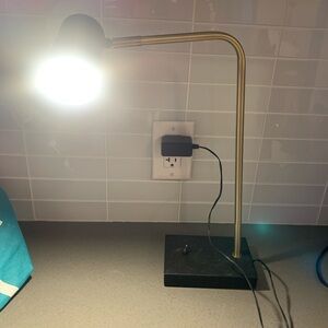 BLACK & GOLD NIGHT STAND DESK LAMP